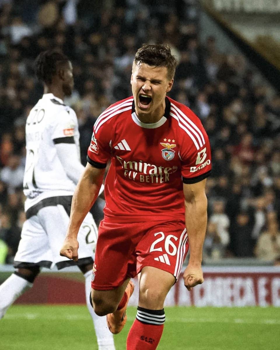 转折点阿贾克斯再遭质疑,葡超加时末段攻防权衡,更衣室稳定,控场能力受关注的简单介绍 转折点阿贾克斯再遭质疑,葡超加时末段攻防权衡,更衣室稳定,控场能力受关注的简单介绍