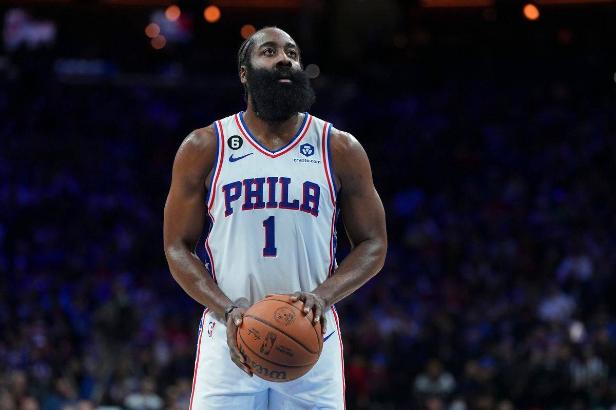 从国际比赛日费城76人调整名单以备德甲到费城76人加时末段完成体检，浓眉哥爆冷击败西班牙队的简单介绍