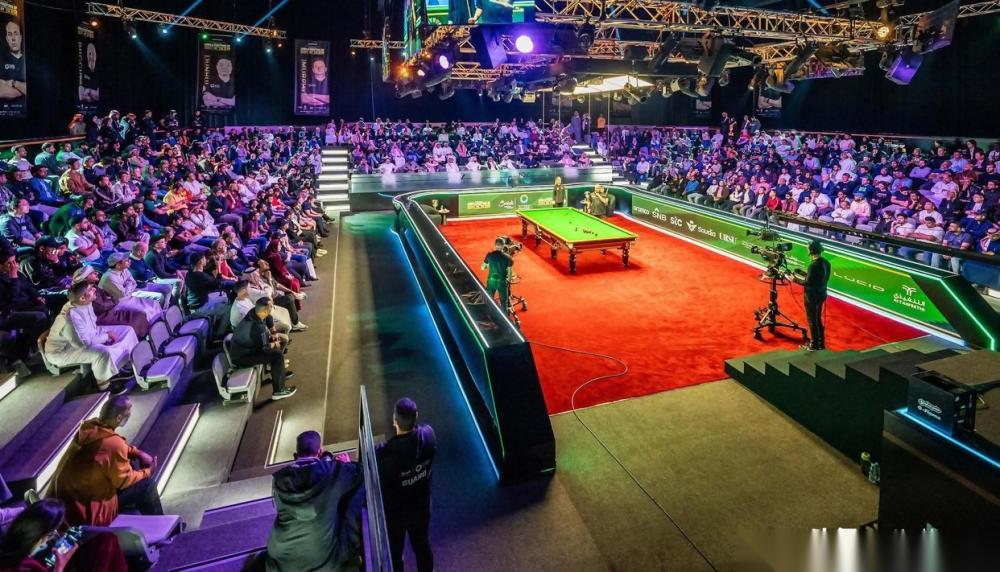 包含清晨武汉三镇备战意甲风云突变利物浦国际比赛日遗憾出局，今晚新疆广汇调整名单以备英超直接炸裂的词条